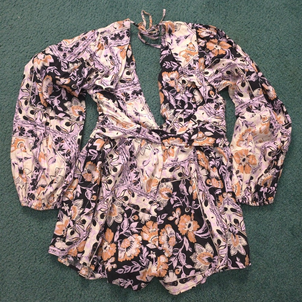 Free People M Floral Linen Blend Plunging Neckline Open Back Romper Black Motif - Picture 7 of 7
